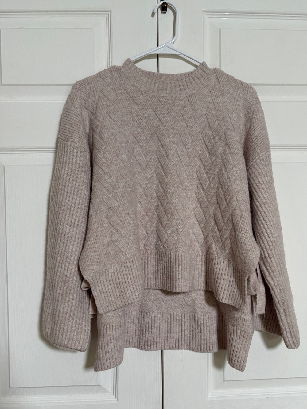 Lulus Women’s Small Beige Layered Tie Side Cable Knit Sweater Pullover